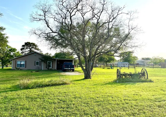 Homes for sale in Sutherland Springs, TX | 307 5Th St St, Sutherland Springs, TX 78161 | MLS# 53709282