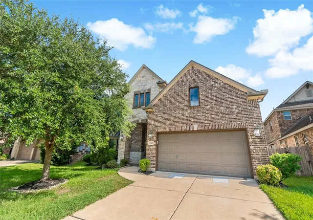 Photo 1 of Sale Pending at 13419 Golden Plantation Ln, Rosharon, TX 77583 | MLS# 4180278 | Listing updated on 2026-08-24