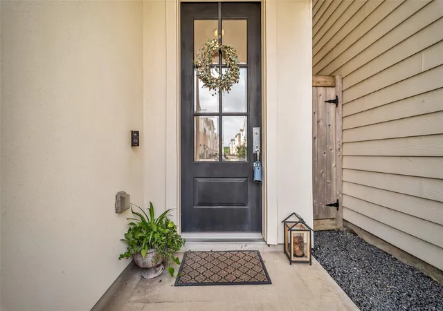 Homes for sale in Houston, TX | 3411 Kensington Yellow Pl, Houston, TX 77008 | MLS# 60371550