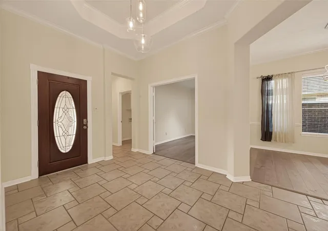 5th image of 10106 Lost Hollow Ln, Missouri City, TX 77459 | MLS# 49374471