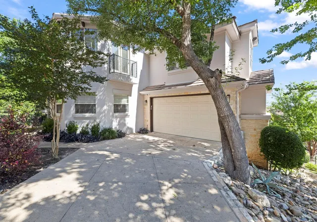 Homes for sale in Austin, TX | 2800 Waymaker Wy #34, Austin, TX 78746 | MLS# 64123586