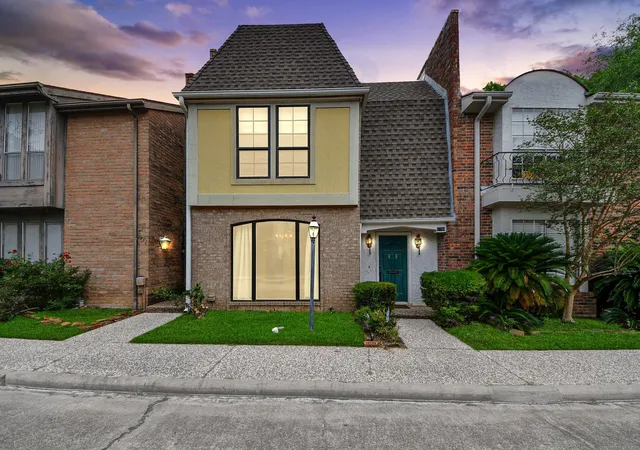 1st image of 1734 S Gessner Rd, Houston, TX 77063 | MLS# 95933140