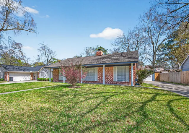 Homes for sale in Kingwood, TX | 3242 Three Pines Dr, Kingwood, TX 77339 | MLS# 51106762