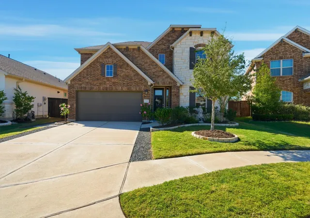 1st image of 10306 Aldrin Dr, Rosharon, TX 77583 | MLS# 28605493