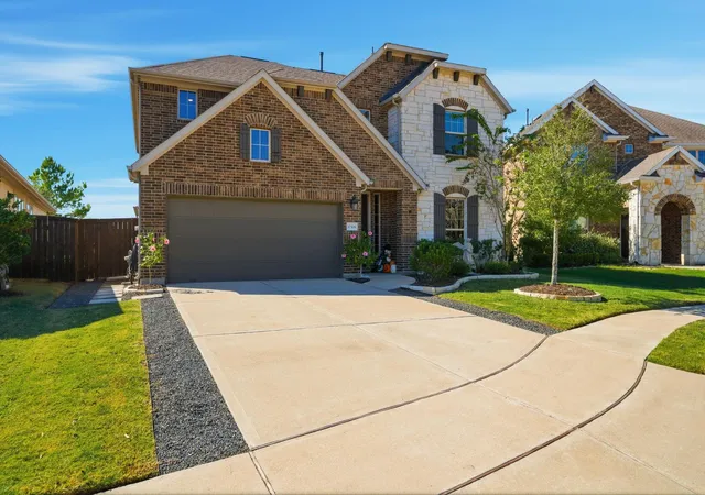 2nd image of 10306 Aldrin Dr, Rosharon, TX 77583 | MLS# 28605493
