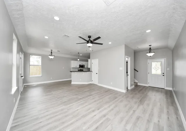 Photo 3 of Sale Pending at 1105 E Kyle Rd, Clute, TX 77531 | MLS# 74975375 | Listing updated on 2026-09-28