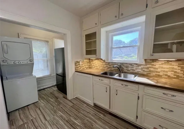 Photo 3 of Multi family home for sale at 5125 Polk St, Houston, TX 77023 | MLS# 67123626 | Listing updated on 2026-09-10