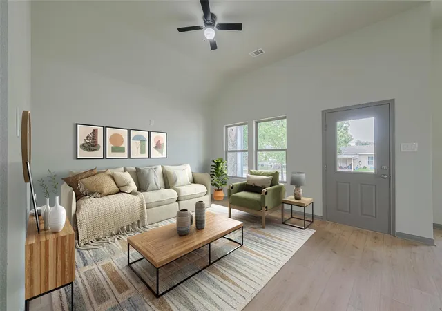 Photo 4 of Single family home for sale at 1909 Oregon St, Baytown, TX 77520 | MLS# 25877540 | Listing updated on 2026-07-24