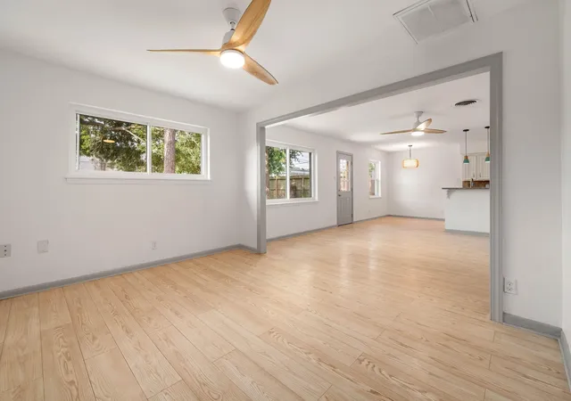 5th image of 9403 Beverlyhill St, Houston, TX 77063 | MLS# 38008460