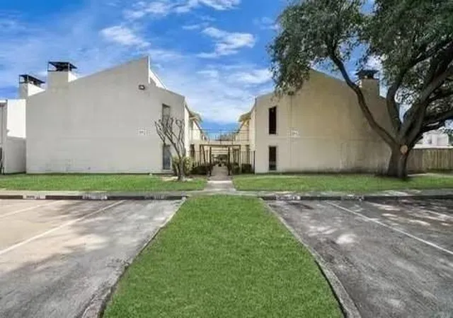 1st image of 10075 Westpark Dr #52, Houston, TX 77042 | MLS# 16026038