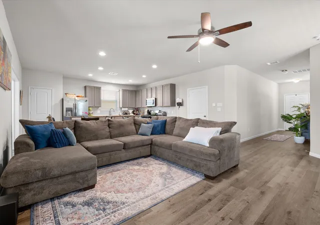 Photo 2 of Single family home for sale at 2540 Westslope Dr, Conroe, TX 77384 | MLS# 49633574 | Listing updated on 2026-08-04