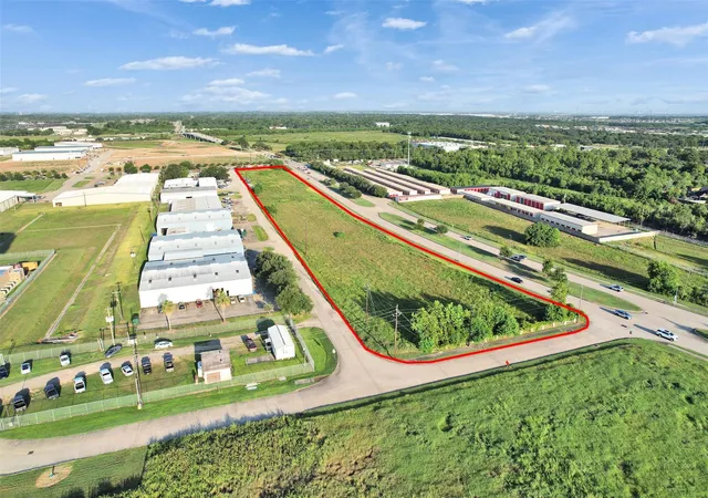 Photo 4 of Land for sale at 3815 Alice St, Pearland, TX 77581 | MLS# 86510684 | Listing updated on 2025-12-19