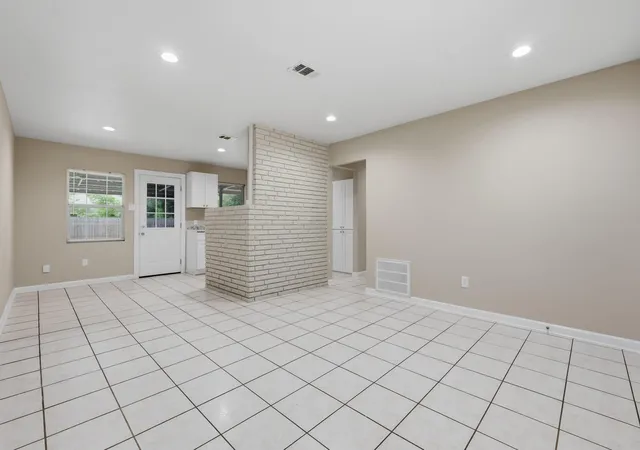 Photo 2 of Sale Pending at 10011 Aves St, Houston, TX 77034 | MLS# 82471143 | Listing updated on 2026-09-15