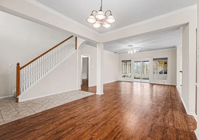 3rd image of 702 Huntercrest St, El Lago, TX 77586 | MLS# 95777536