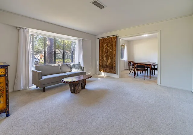 2nd image of 5238 Loch Lomond Dr, Houston, TX 77096 | MLS# 61452305