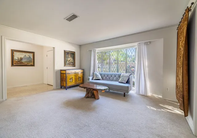 3rd image of 5238 Loch Lomond Dr, Houston, TX 77096 | MLS# 61452305