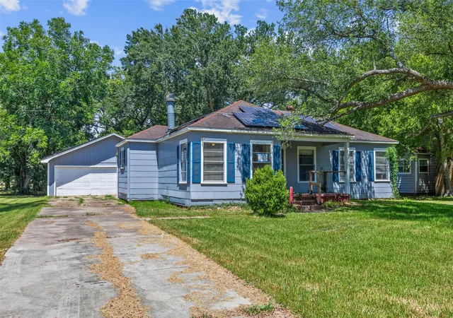 1st image of 1904 Wright Blvd, Baytown, TX 77520 | MLS# 25949500