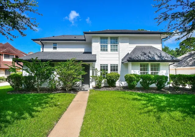 1st image of 2906 Pecan Ridge Dr, Sugar Land, TX 77479 | MLS# 70857503