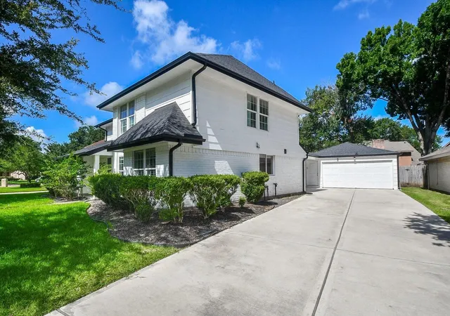 27th image of 2906 Pecan Ridge Dr, Sugar Land, TX 77479 | MLS# 70857503