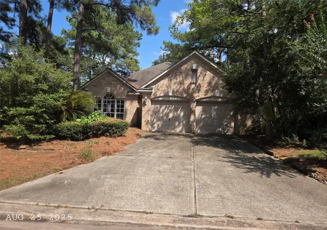 Photo 2 of Single family home for sale at 34 N Copperknoll Cir, Spring, TX 77381 | MLS# 59883122 | Listing updated on 2026-09-03