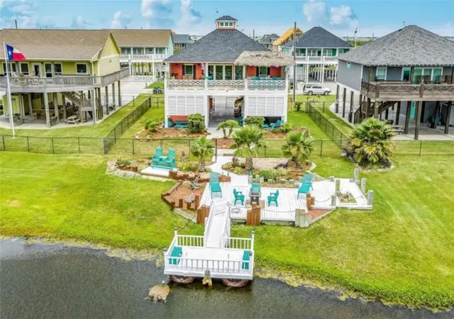 Homes for sale in Crystal Beach, TX | 2296 E Crab St, Crystal Beach, TX 77650 | MLS# 2537699