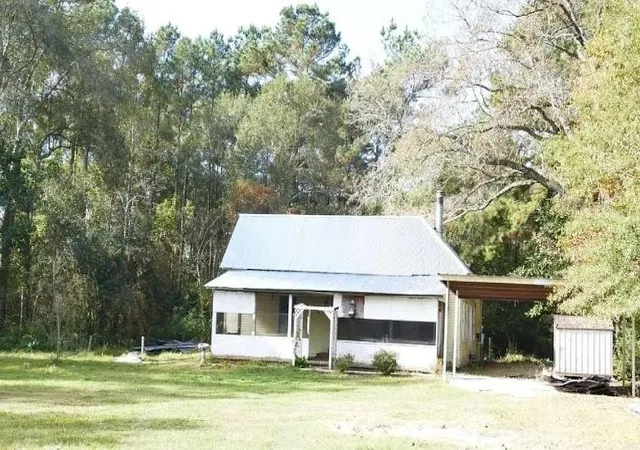 Homes for sale in Silsbee, TX | 1547 Lee Miller Rd, Silsbee, TX 77656 | MLS# 93487789