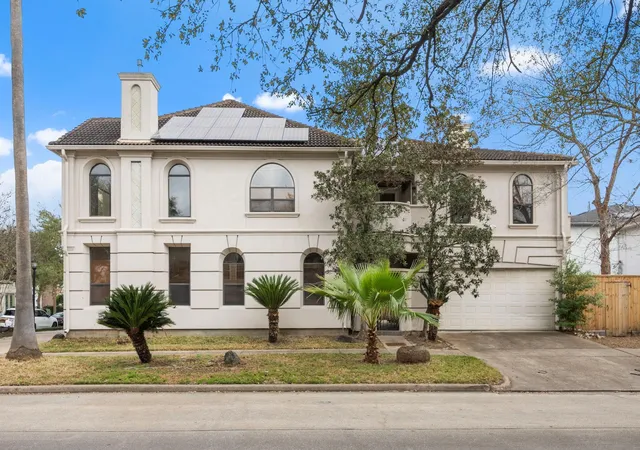 Homes for sale in West University Place, TX | 4039 Browning St, West University Place, TX 77005 | MLS# 50656829