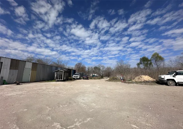 Photo 4 of Land for sale at 0 Santa Rosa St, Houston, TX 77023 | MLS# 96740606 | Listing updated on 2026-03-12