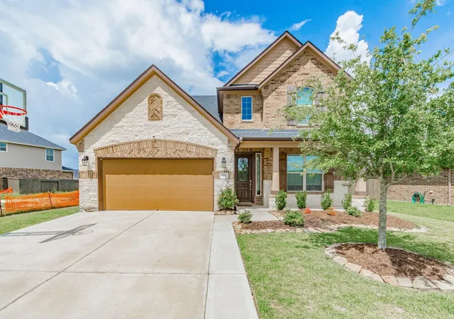 1st image of 319 Clifton Crane Rd, La Porte, TX 77571 | MLS# 79044488
