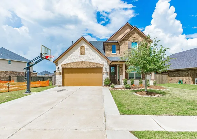 4th image of 319 Clifton Crane Rd, La Porte, TX 77571 | MLS# 79044488
