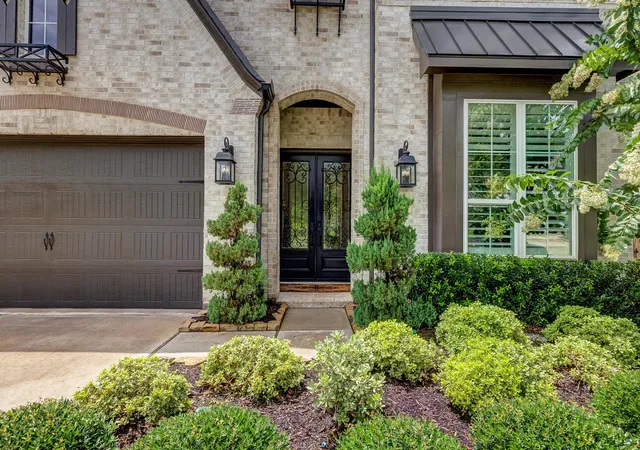Photo 3 of Single family home for sale at 121 Sugar Pine Ct, Montgomery, TX 77316 | MLS# 36120068 | Listing updated on 2026-10-02