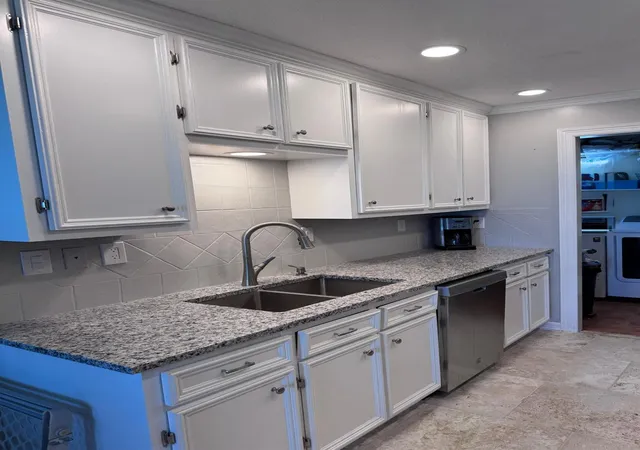 5th image of 937 5Th St, Dickinson, TX 77539 | MLS# 94264920