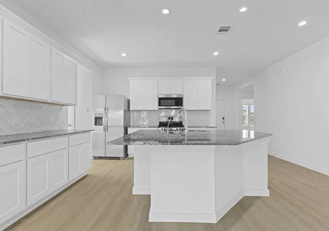 Photo 4 of Sale Pending at 2908 Core Meadows Dr, Texas City, TX 77539 | MLS# 82486179 | Listing updated on 2026-09-09