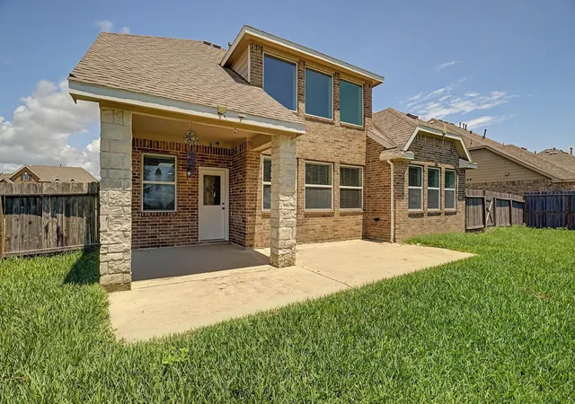 49th image of 4022 Cypress Point Dr, Baytown, TX 77523 | MLS# 10671758