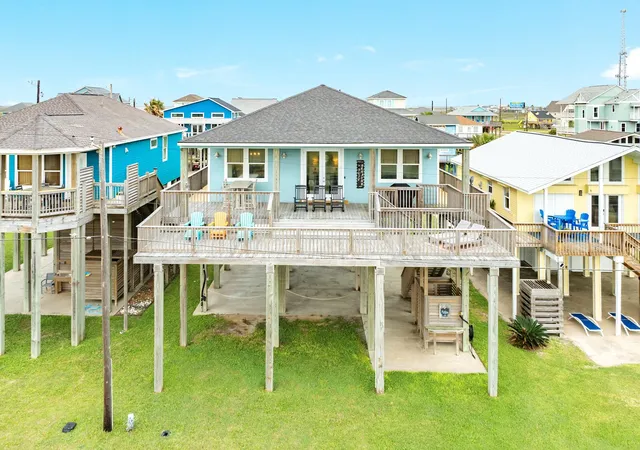 3rd image of 12888 Buccaneer Rd, Freeport, TX 77541 | MLS# 74352813