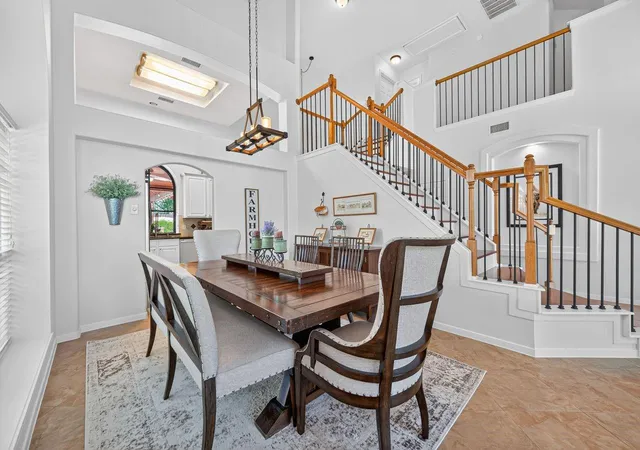 5th image of 16027 Charterstone Dr, Houston, TX 77070 | MLS# 6619179