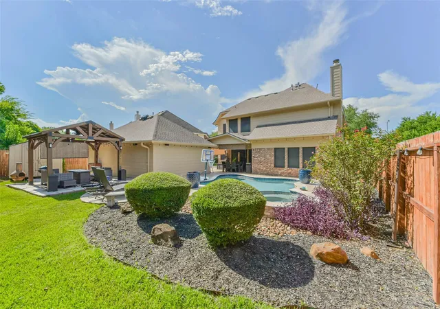 Homes for sale in Pasadena, TX | 7502 Timberline Dr, Pasadena, TX 77505 | MLS# 18466537