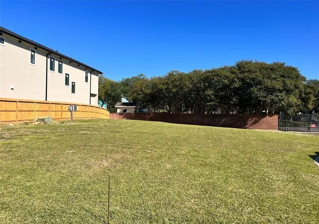 Homes for sale in Kemah, TX | 716 Harborside Way, Kemah, TX 77565 | MLS# 10493654