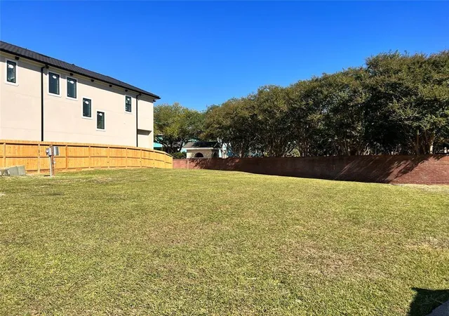 Homes for sale in Kemah, TX | 716 Harborside Way, Kemah, TX 77565 | MLS# 10493654