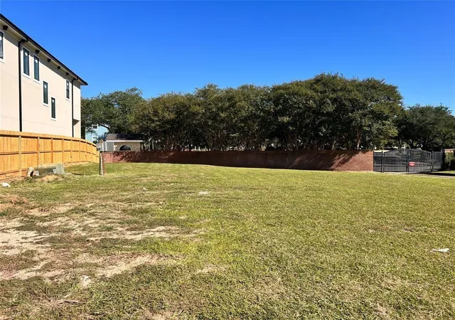 Homes for sale in Kemah, TX | 716 Harborside Way, Kemah, TX 77565 | MLS# 10493654