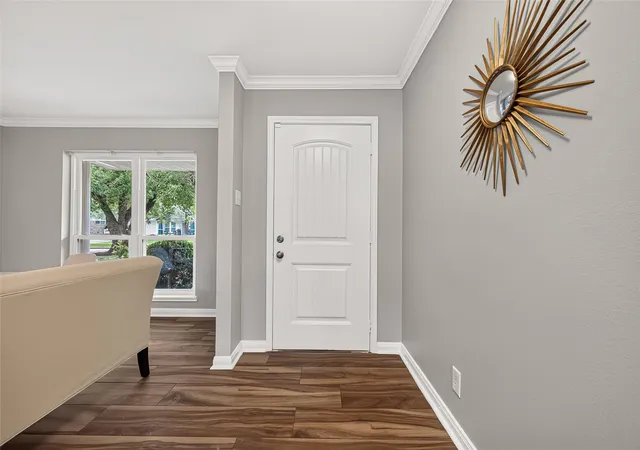Photo 3 of Single family home for sale at 6011 Benning Dr, Houston, TX 77096 | MLS# 14738223 | Listing updated on 2026-08-16