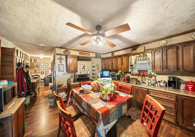 5th image of 19160 Terri Ln, Conroe, TX 77385 | MLS# 58532758