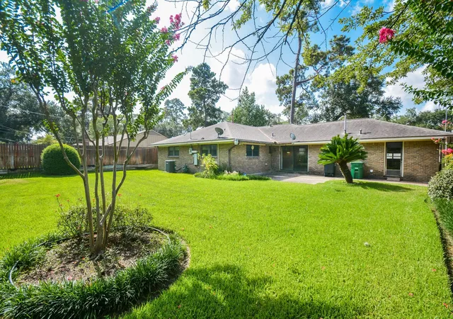 2nd image of 10162 Eddystone Dr, Houston, TX 77043 | MLS# 51269606
