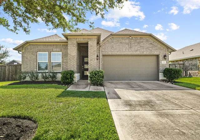 1st image of 1778 Allison Pl, Pearland, TX 77581 | MLS# 93895804