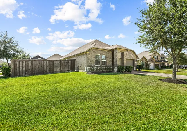 2nd image of 1778 Allison Pl, Pearland, TX 77581 | MLS# 93895804