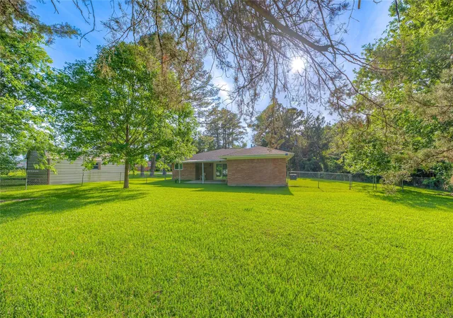 15th image of 814 N Willis Ave, Livingston, TX 77351 | MLS# 44741293