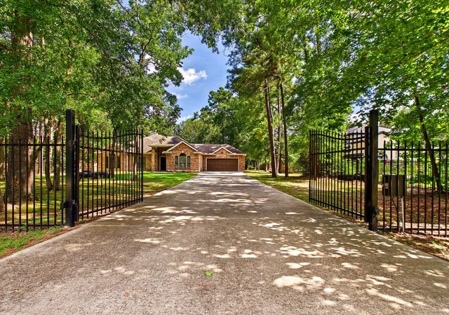 4th image of 19521 Desna Dr, Porter, TX 77365 | MLS# 68604725