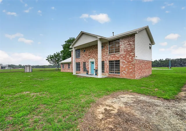 Homes for sale in Hallettsville, TX | 6072 County Road 122, Hallettsville, TX 77964 | MLS# 80390664