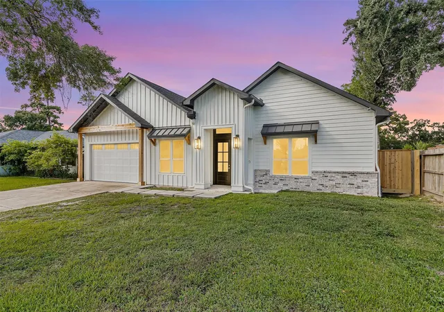 1st image of 1806 De Milo Dr, Houston, TX 77018 | MLS# 5510224