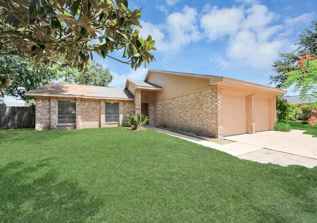 3rd image of 22402 Woodrose Dr, Katy, TX 77450 | MLS# 2505179